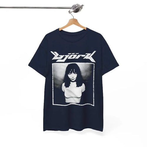 Bj?rk Vintage T-Shirt Retro 90s Y2K Singer Merch Black & White Photo Tee Icelandic Musician Gift Electronic Music Shirt